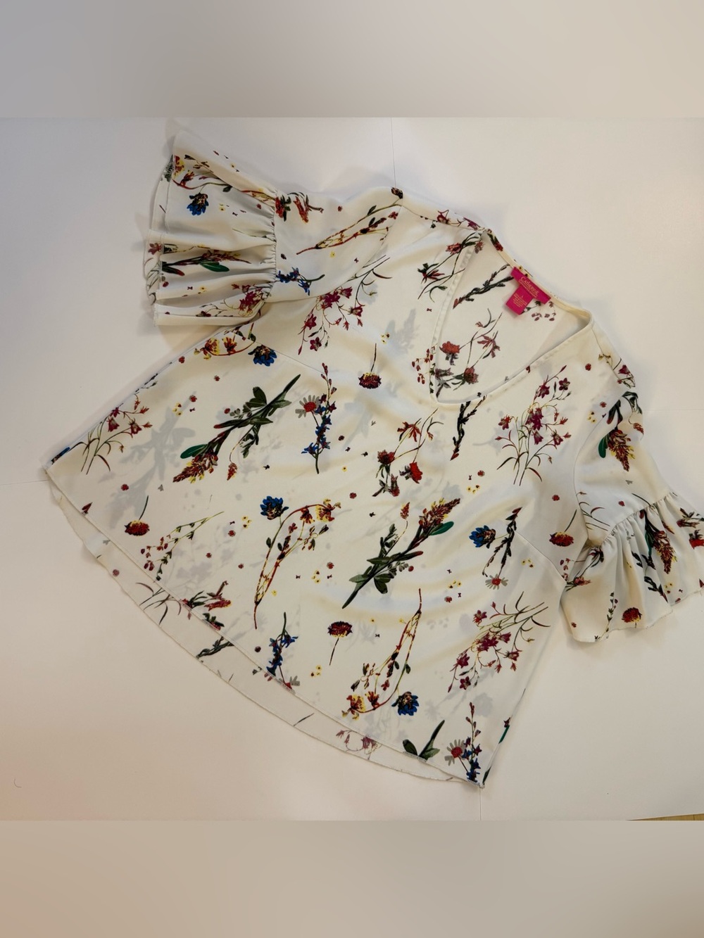 Catherine Malandrino White Floral Ruffle Bell Sleeve Top Large - Picture 3 of 7